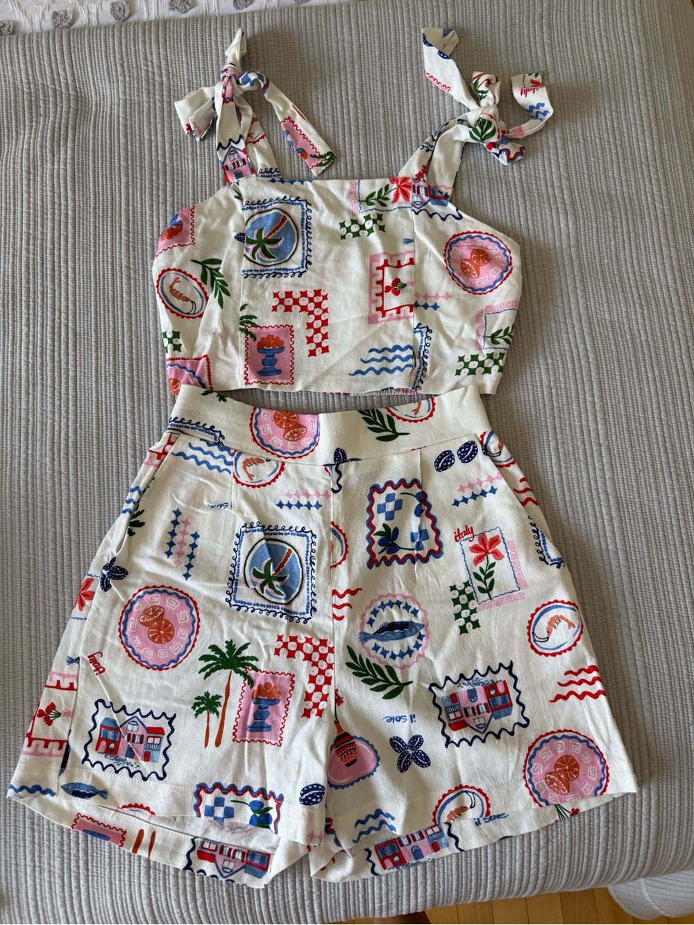 Adorable Monteau 2 piece set